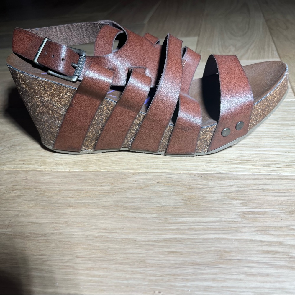 Brown blowfish wedge sandals size 8
